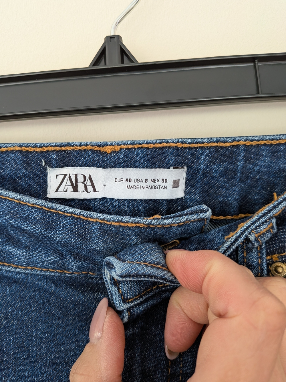 Zara Women’s High Rise Flare Jeans Size 8 Dark Wash Stretch Denim Y2K - Picture 3 of 7